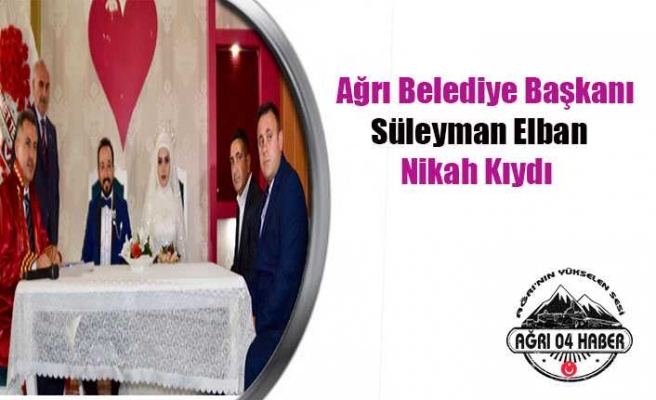 Ağrı Belediye Başkanı İmza Attırdı