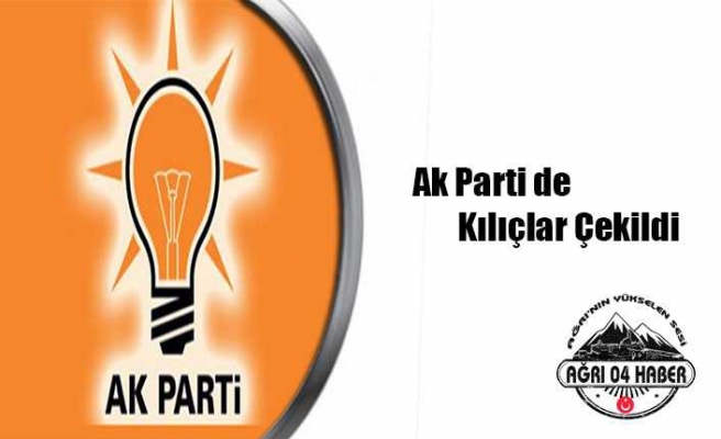 Ak Parti de Kılıçlar Çekildi