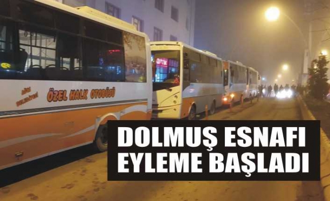 Ağrı da Esnaflar Eylem Koydu