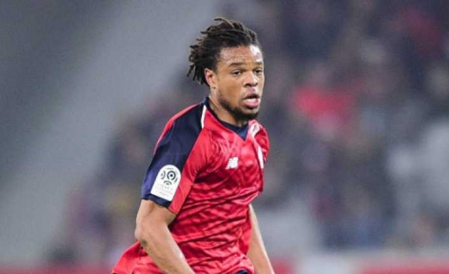 Loic Remy Fenerbahçe Yolunda