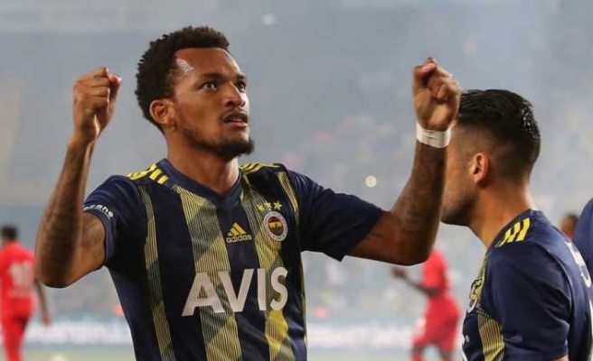 Fenerbahçe  Jailson ile Yollarını Ayırıyor