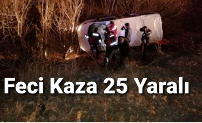 Ağrı da Trafik Kazası 25 Kişi Yaralandı