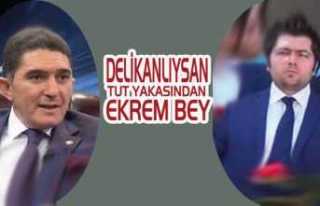 Tut Yakasından Ekrem Bey