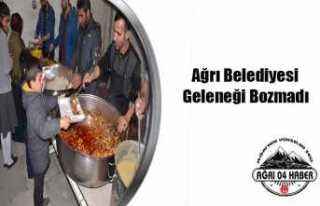 Ağrı Belediyesi Geleneği Bozmadı