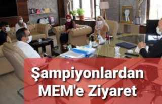 Şampiyonlar Ağrı MEM'i Ziyaret Etti