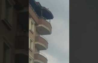 Ağrıda 7.Katta İntihar Girişimi